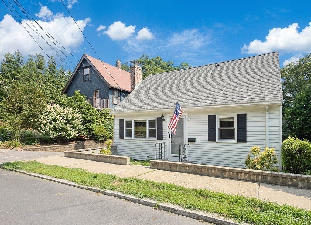 143 Perham St – photo 3