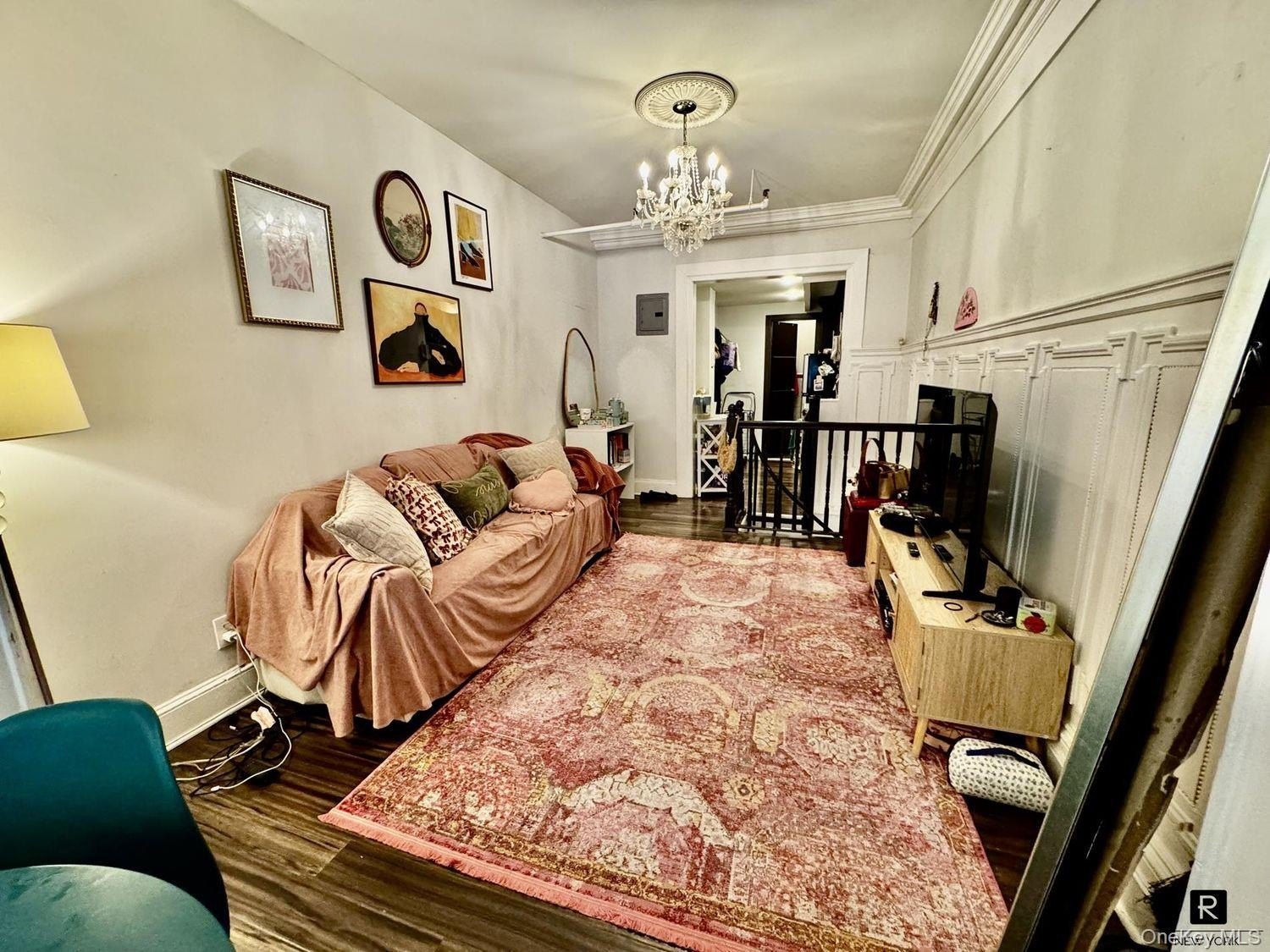 321 W 89th St #2 – photo 3