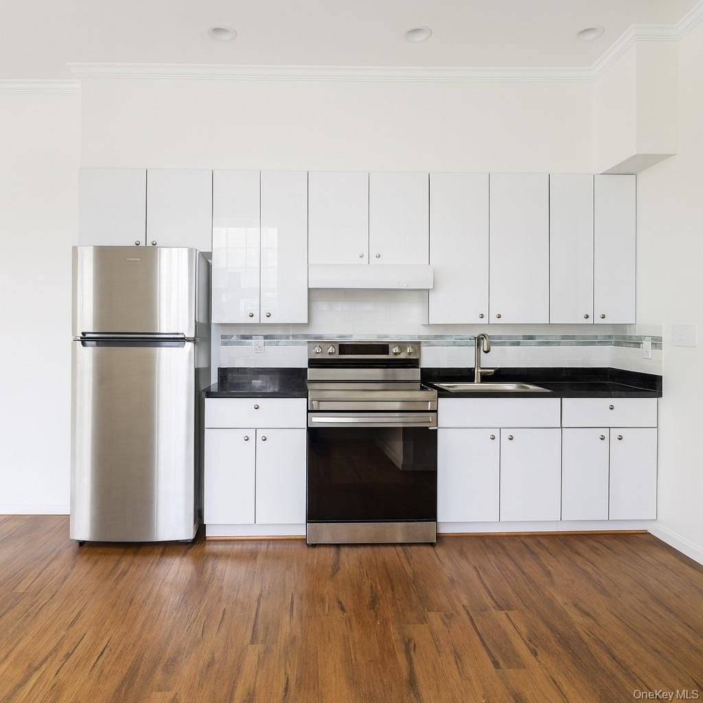 422 Broadway #5 – photo 1