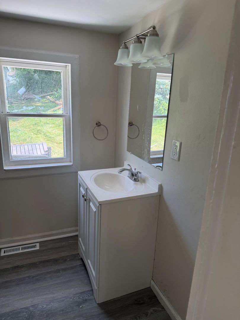 1791 Edwards Ave – photo 3