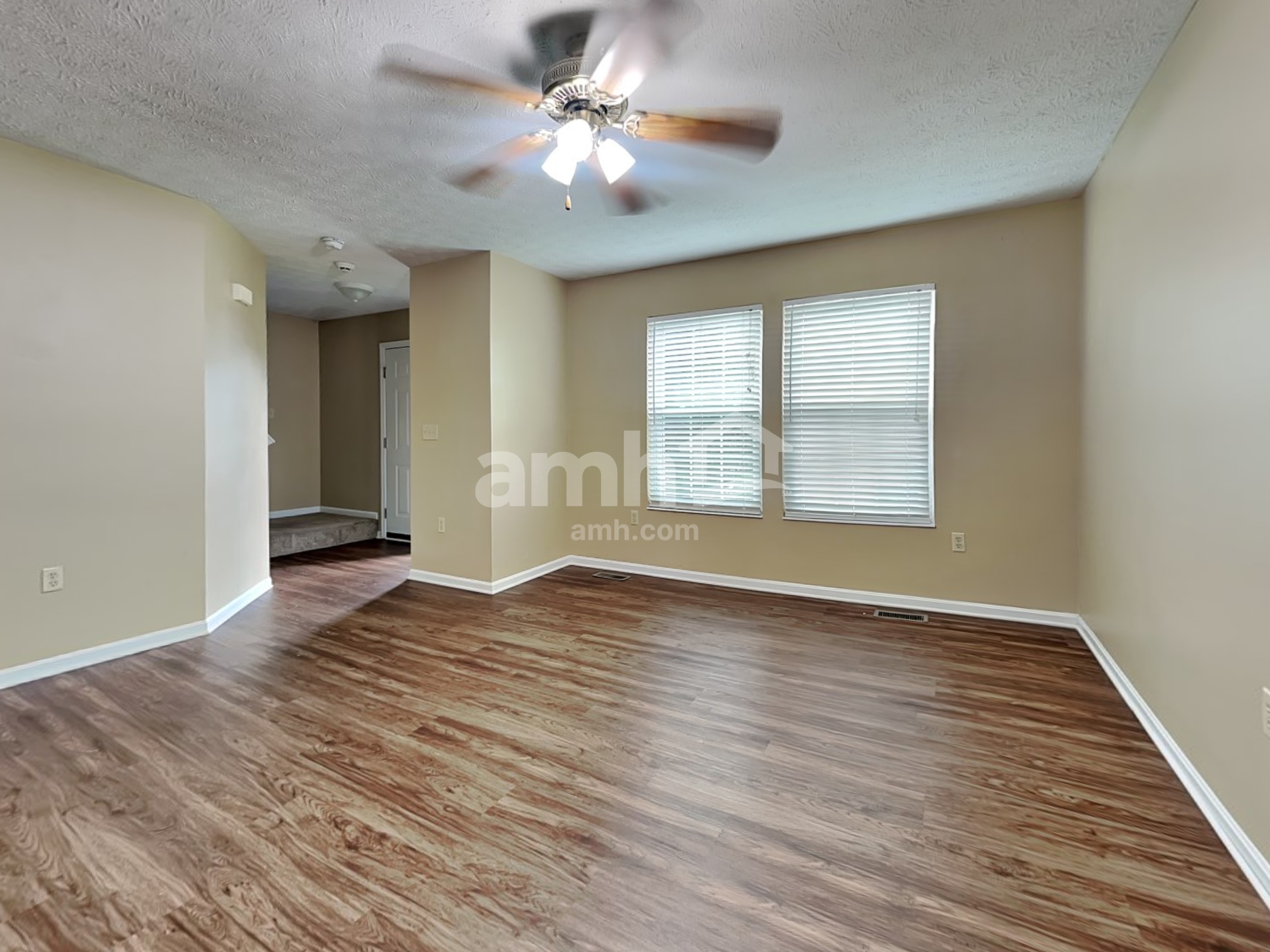 1415 E Kearney Ln – photo 4