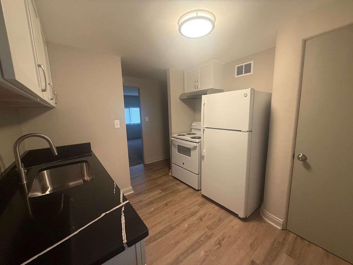 120 36th St NE unit Unit 1 – photo 5