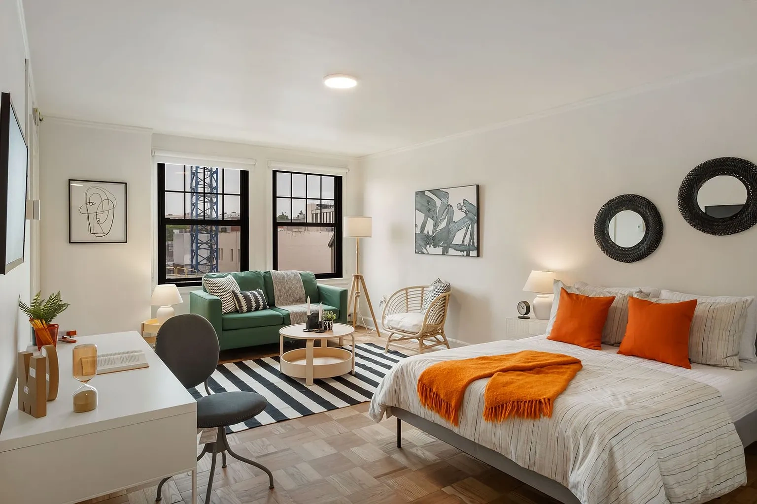 Comfortable Urban Living in a Classic Brick Building Near UW & Light Rail – Floor plan