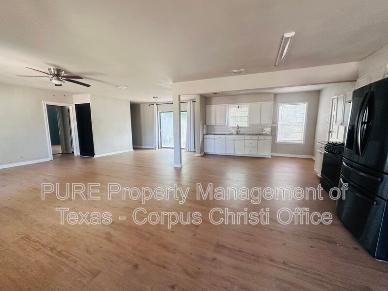 1325 Tyler Ave – photo 4