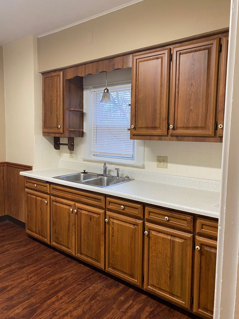 706 N Ward Ave – photo 4