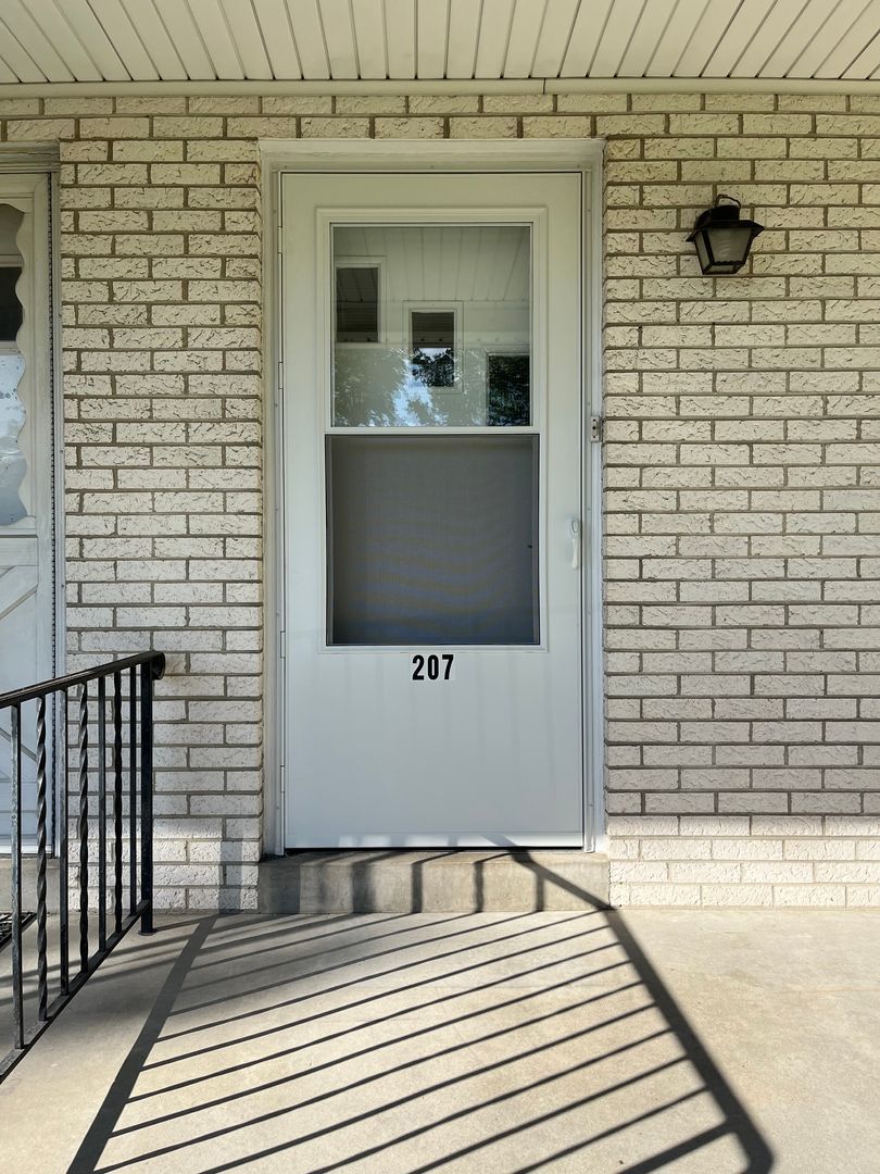 207 S Beech St – photo 3