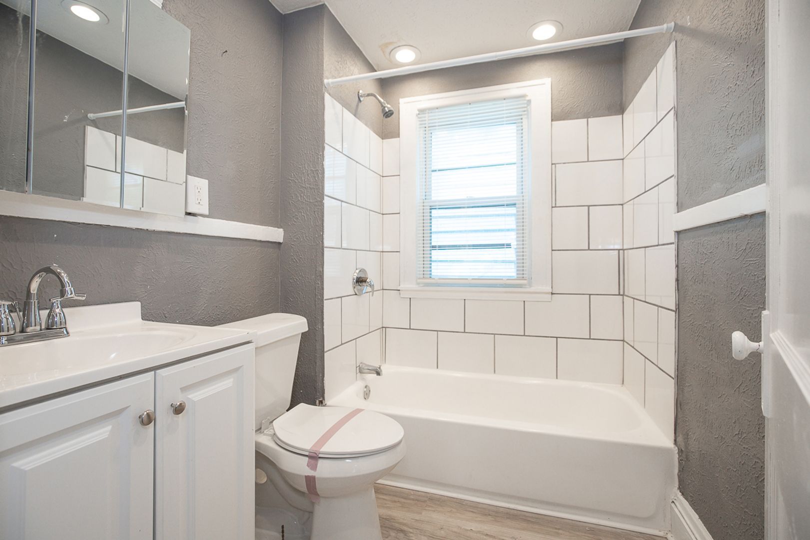 364 E 161st St unit 364 E 161St Down – photo 3