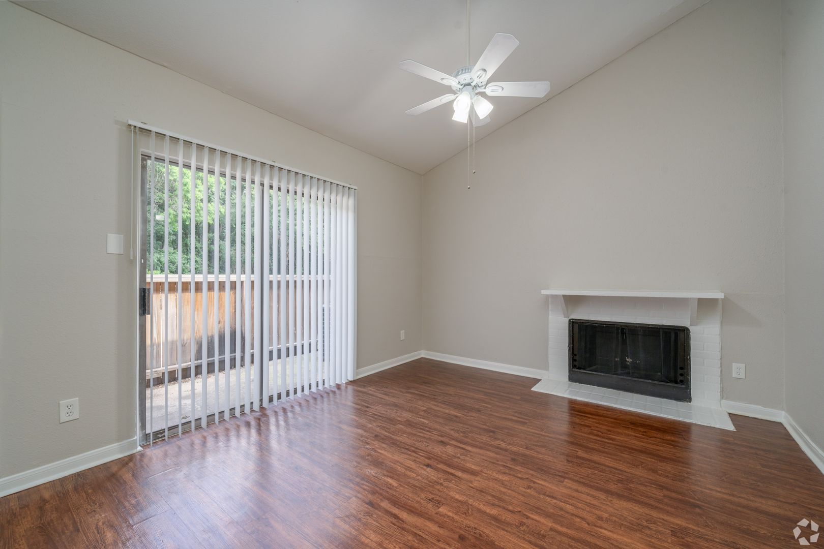 13503 Northborough Dr – photo 2