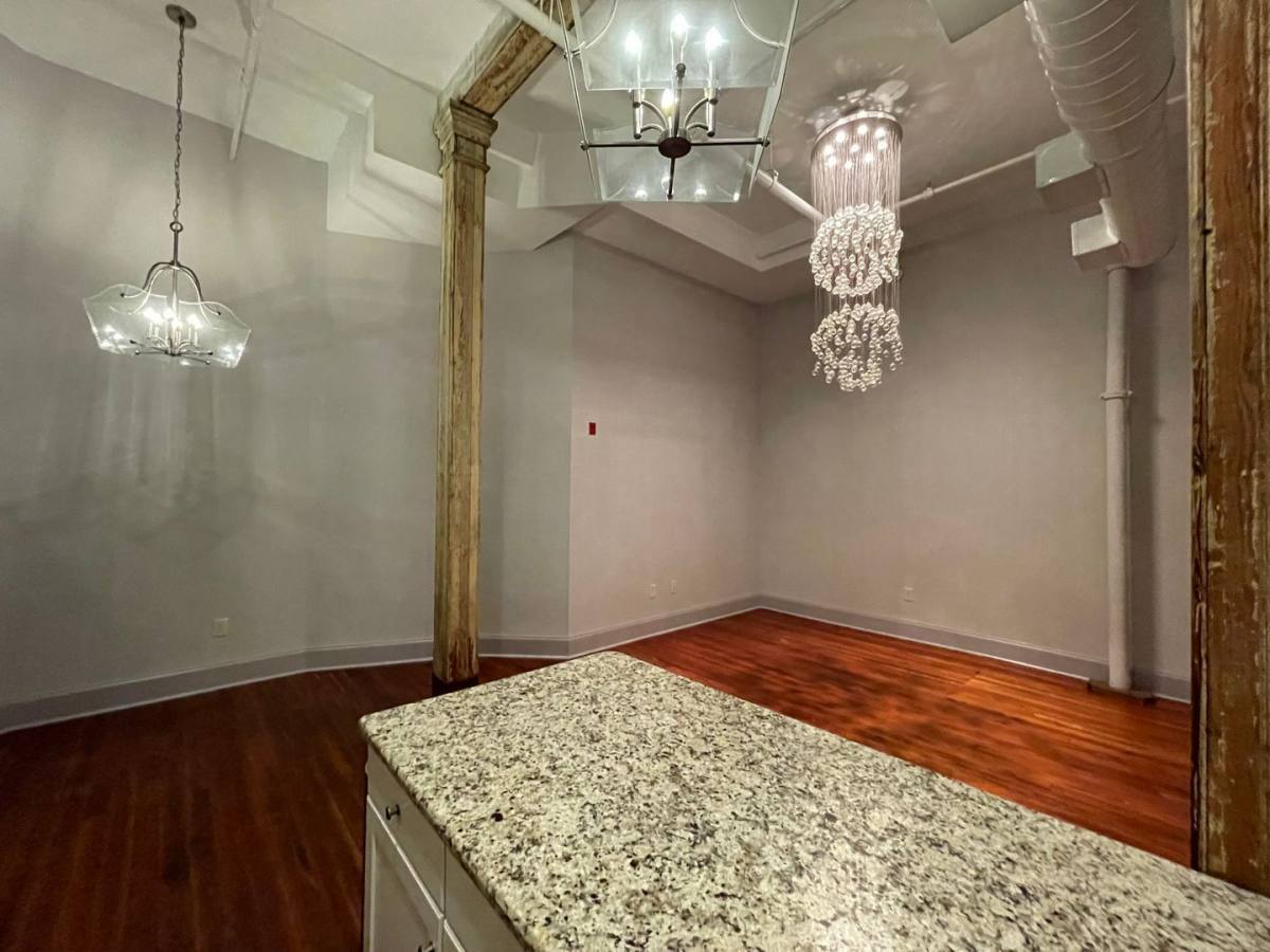 522 Cherry St unit 201 – photo 2