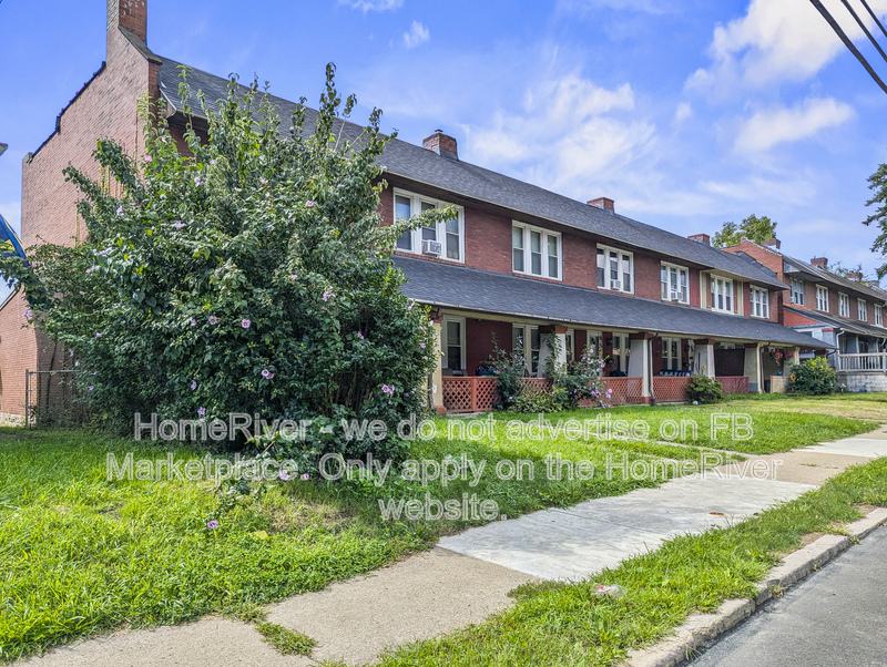 1517 1/2 Davis Ave – photo 2
