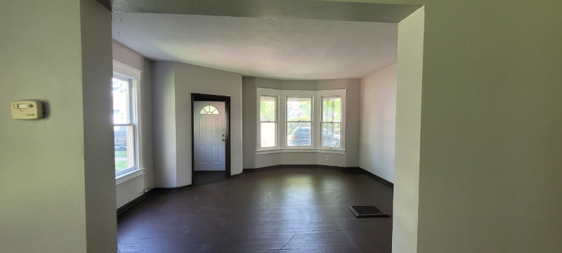 752 Euclid Ave – photo 5