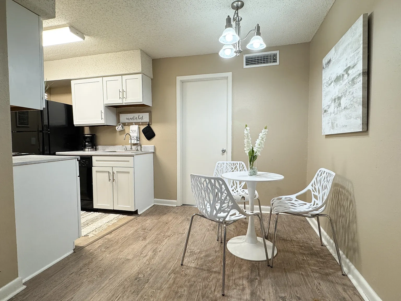 Cypress Park Apartments – photo 4