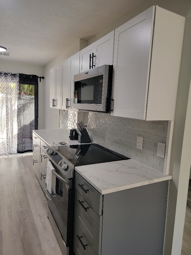 2056 Sunset Point Rd unit 23 – photo 2
