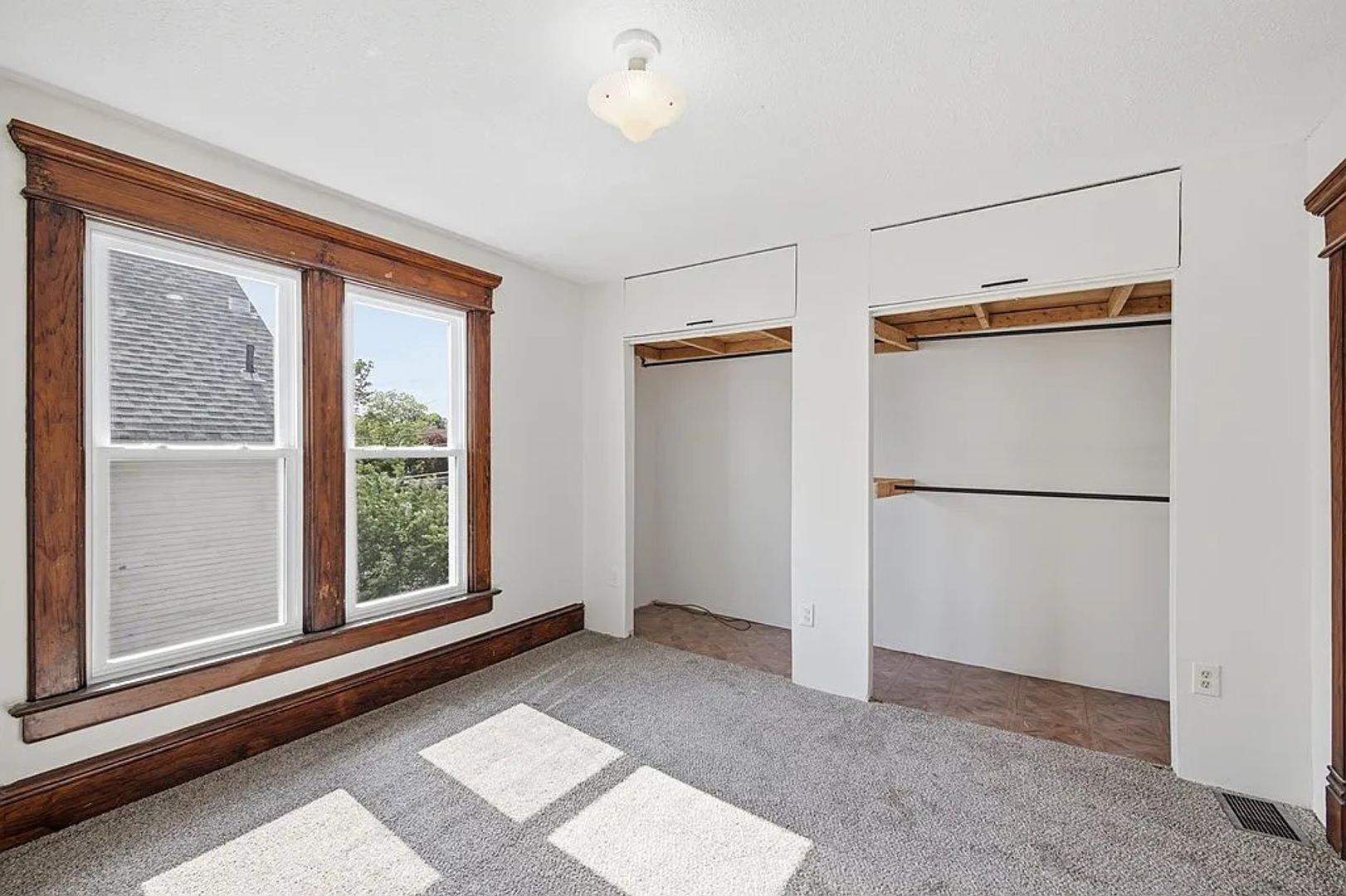 174 Marion Ave – photo 3