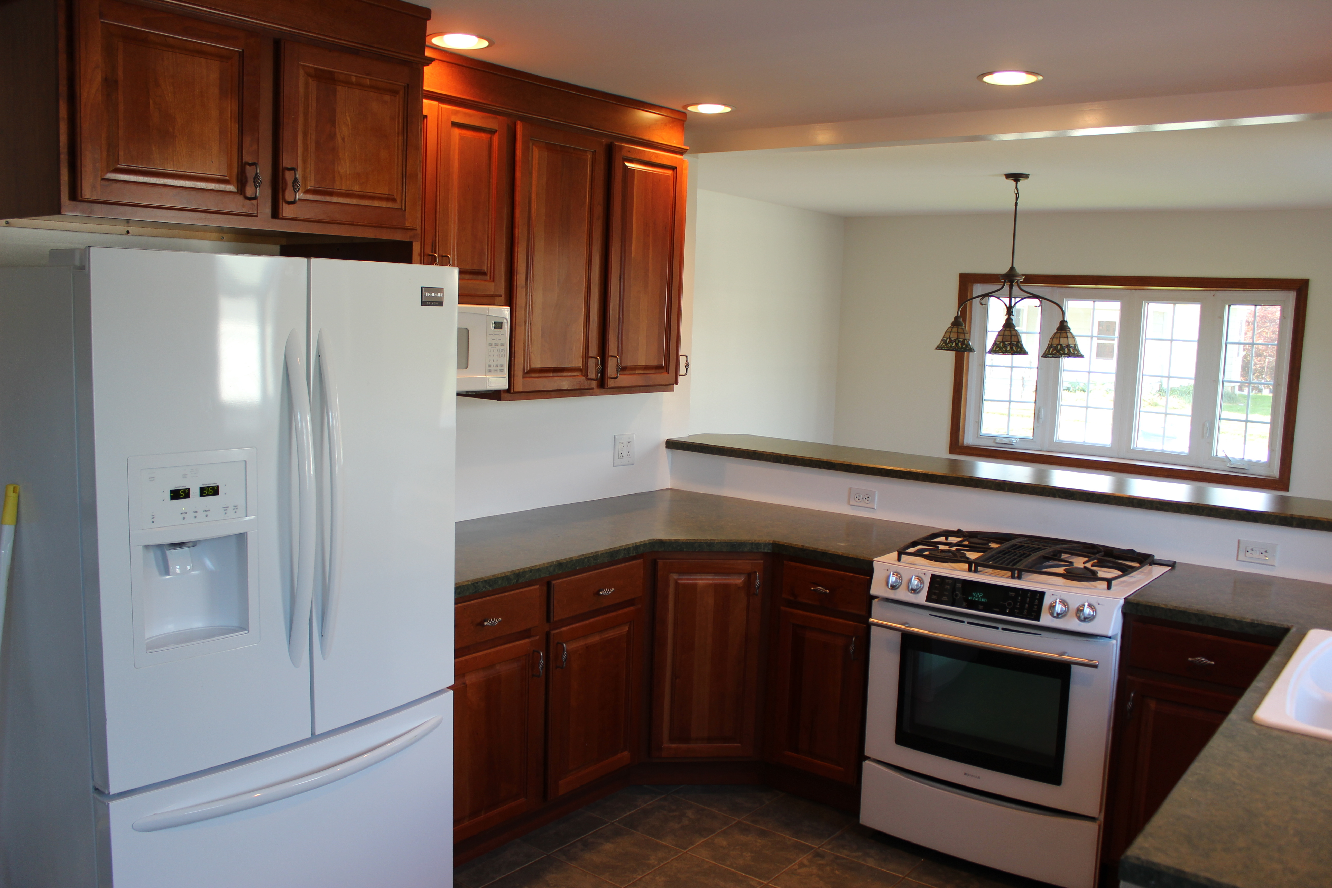 516 Esty St – photo 1