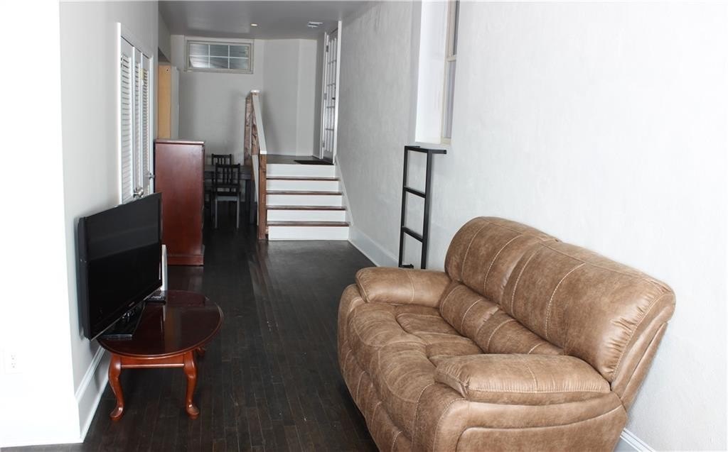 1124 Center St NW – photo 5