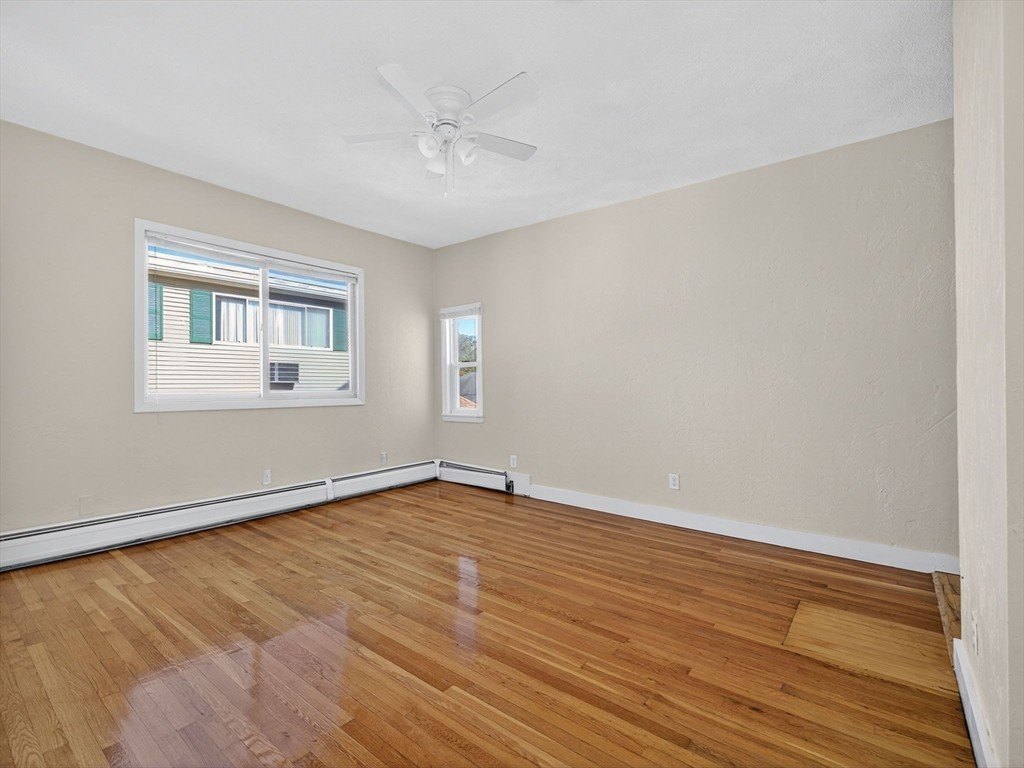 6 Knollin St #2 – photo 4