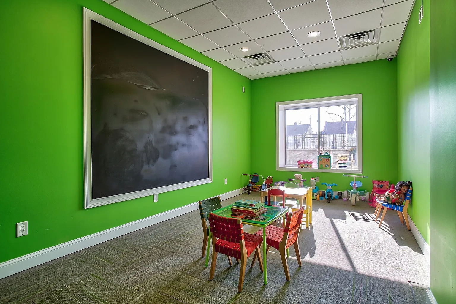 The Park View At 320 – photo 1