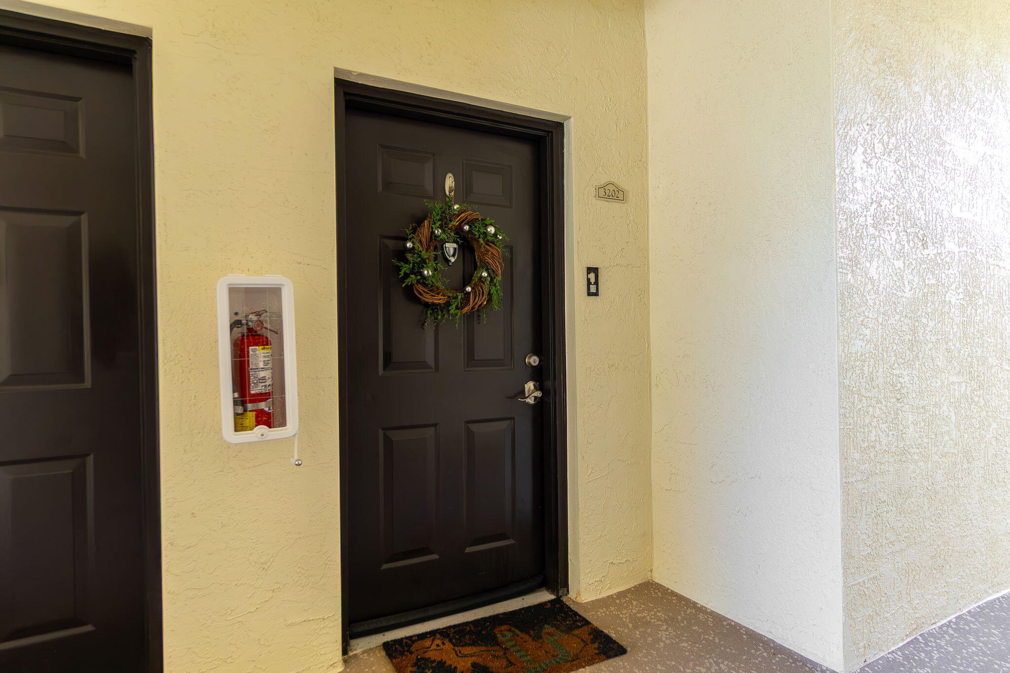 9901 Baywinds Blvd unit 3202 – photo 3
