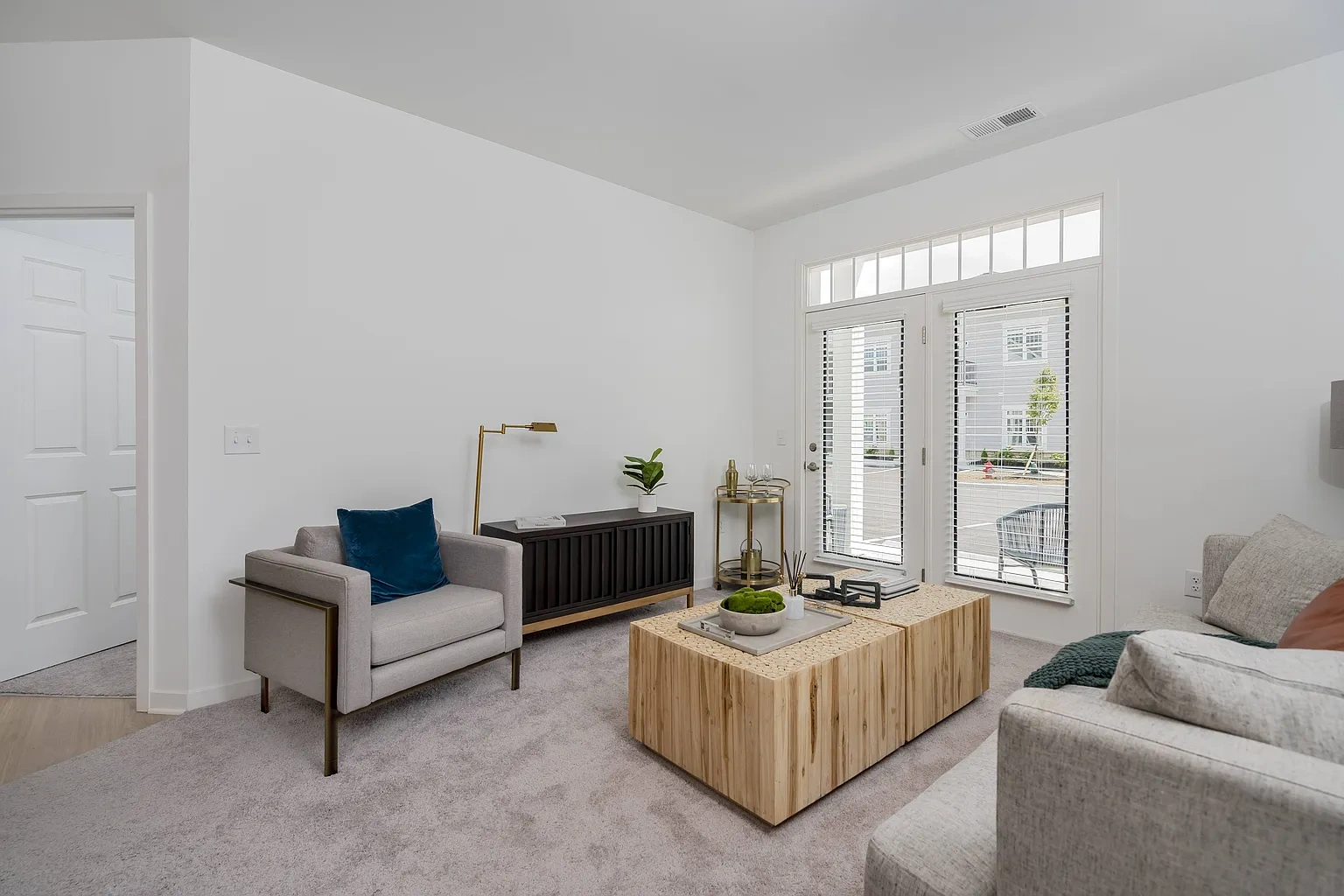 Flats at Powell – photo 5