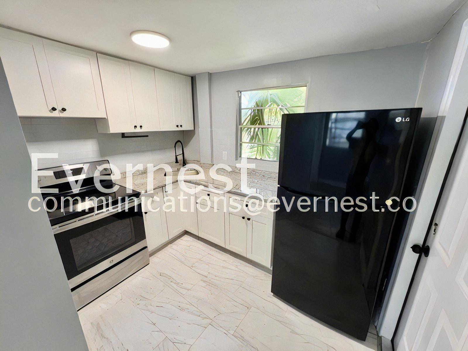 669 Avenue B NW unit 9 – photo 5