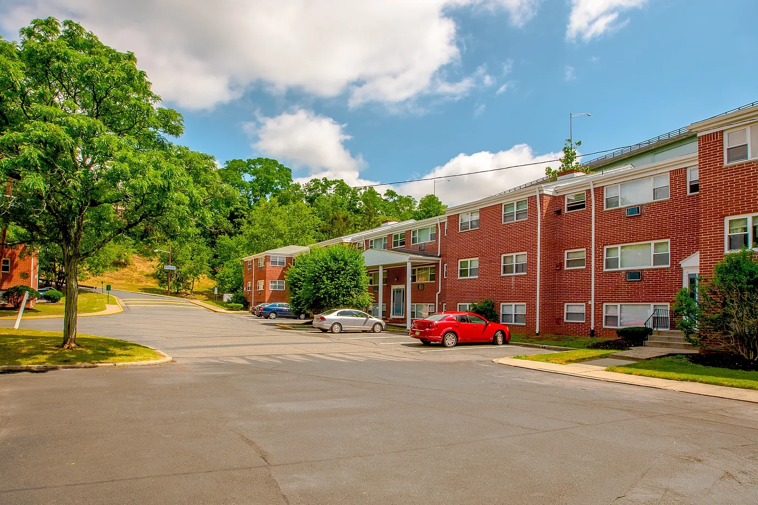 Valley Manor Apartments – photo 5