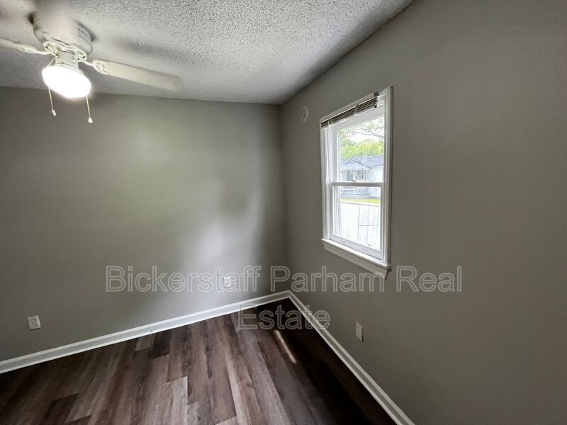 824 Winston Rd unit A – photo 4