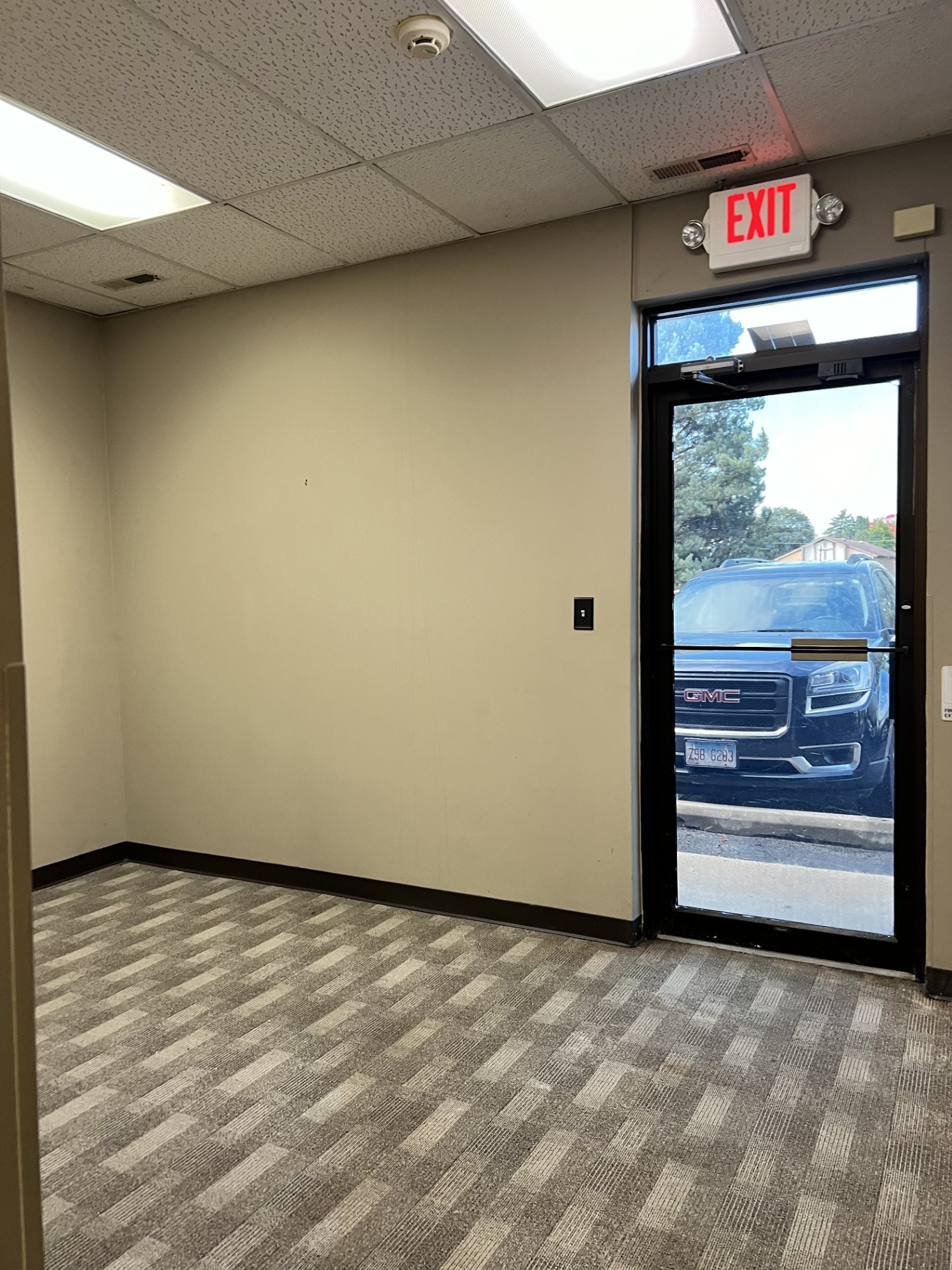 558 Main St unit 1 – photo 3