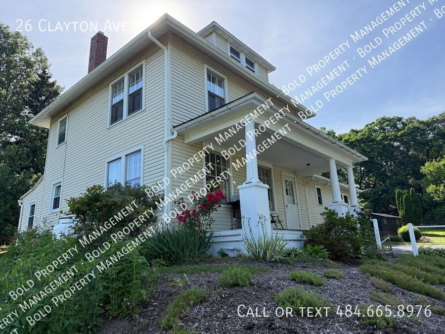 26 Clayton Ave – photo 2