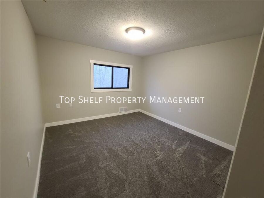 1322 Williams St – photo 4