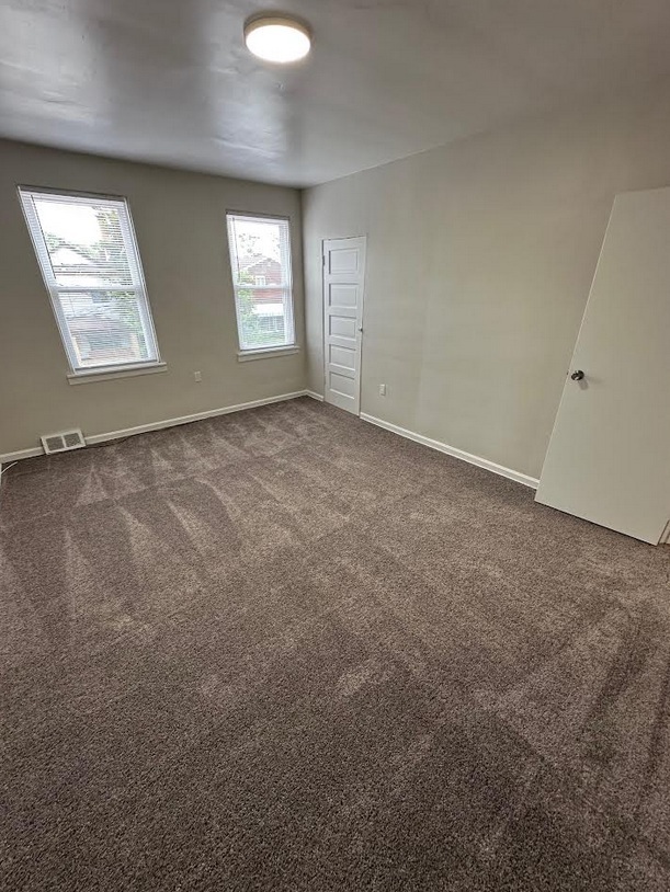 527 Marwood Ave – photo 5