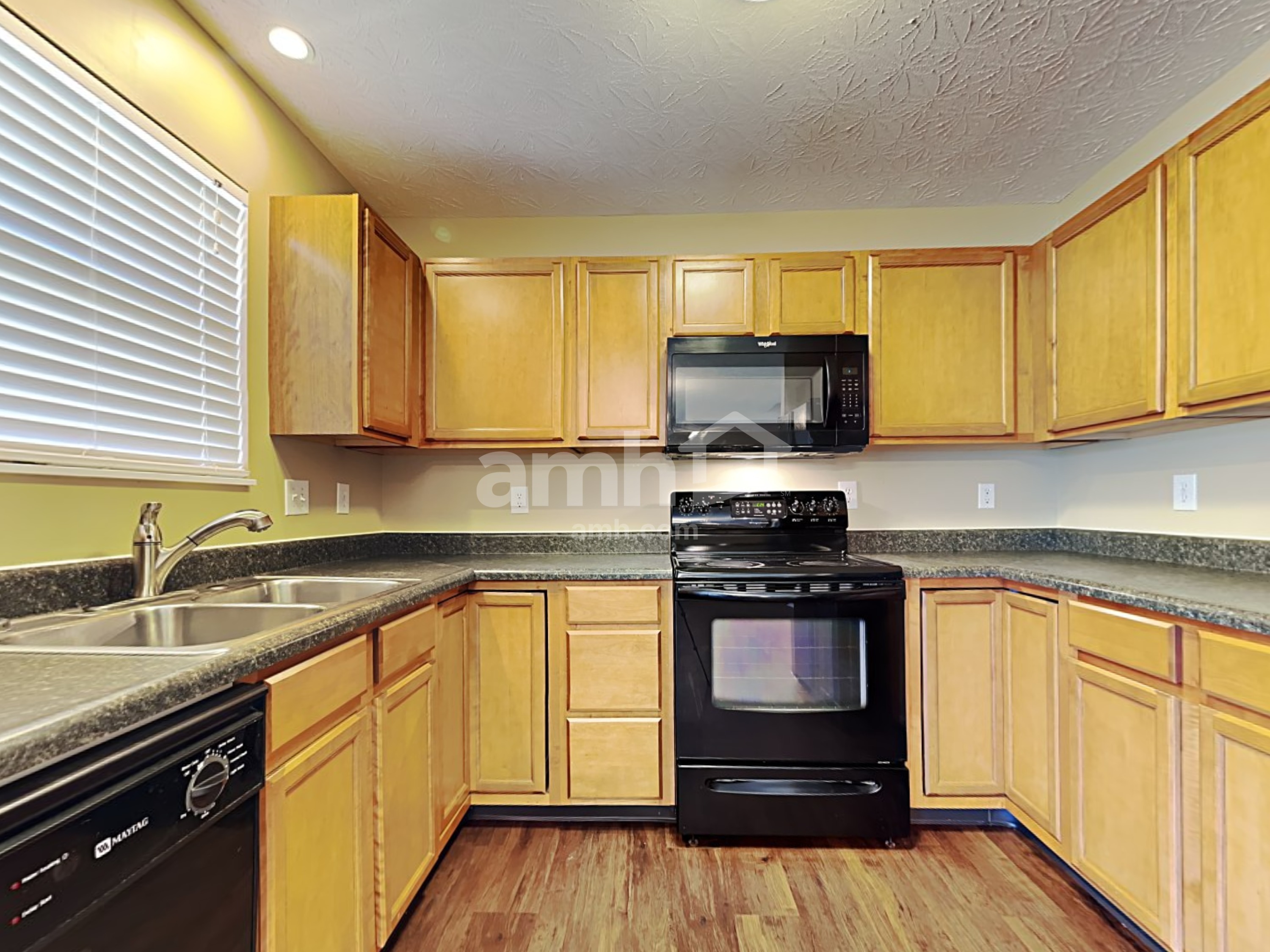 6908 Lucia Dr – photo 3