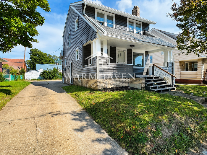 1203 N Main St – photo 1
