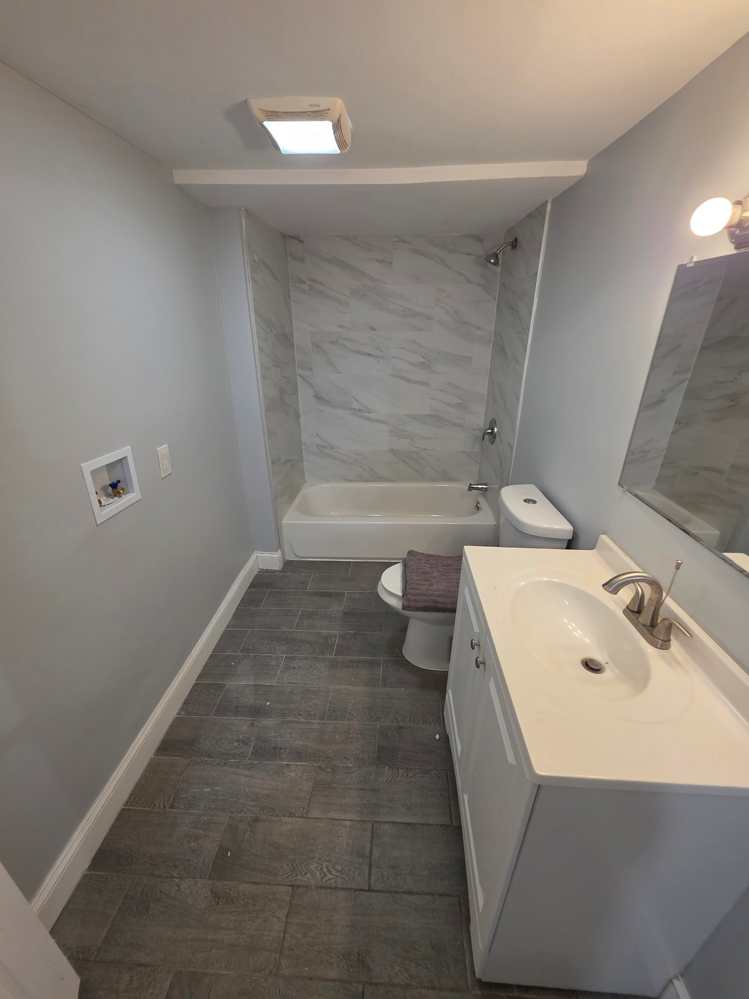 328 Bailey St unit 2 – photo 4