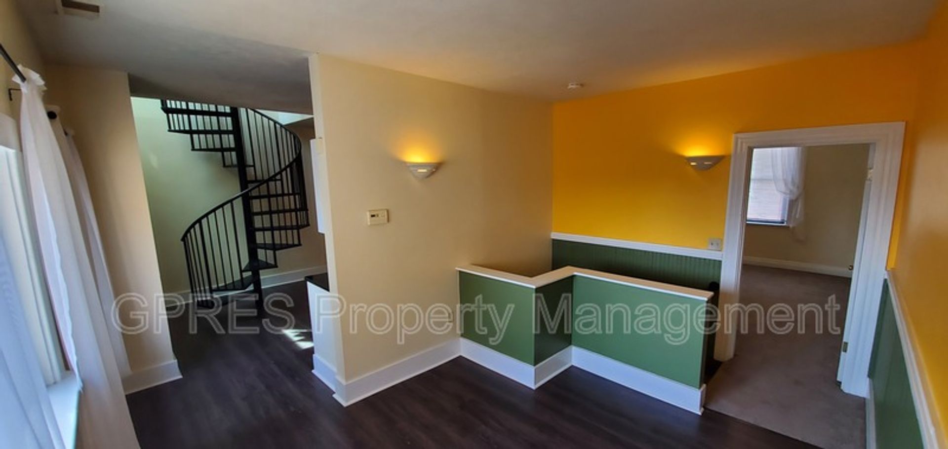 1109 Goettmann St unit Unit 2 – photo 4
