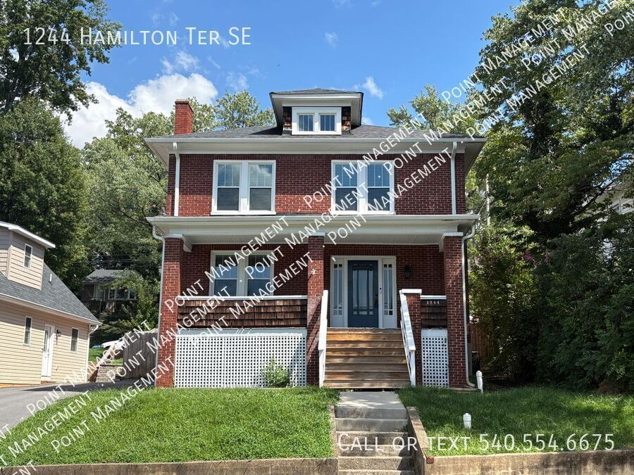 1244 Hamilton Terrace SE – photo 1