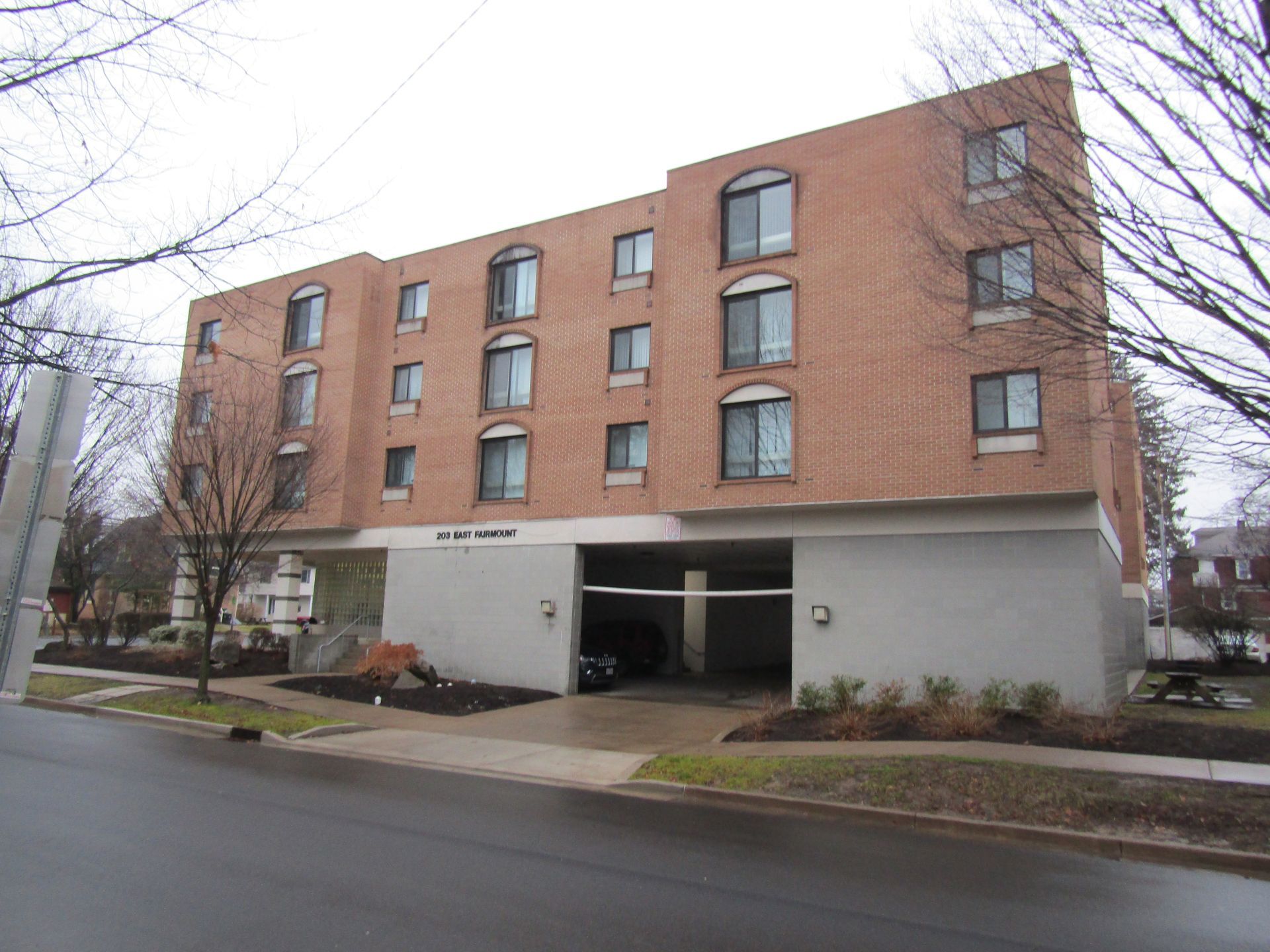 203 E Fairmount Ave unit 222 – photo 2