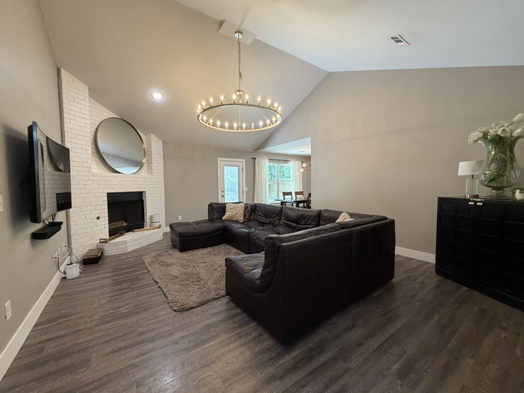 1314 N Fieldstone Ave – photo 1
