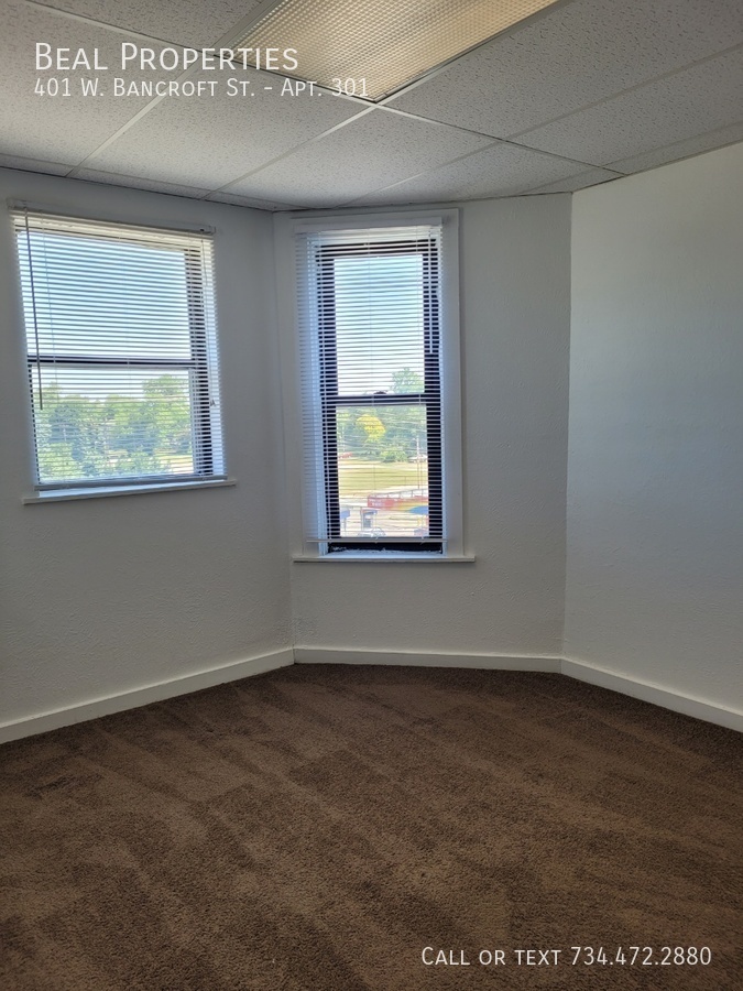 401 W Bancroft St – photo 4