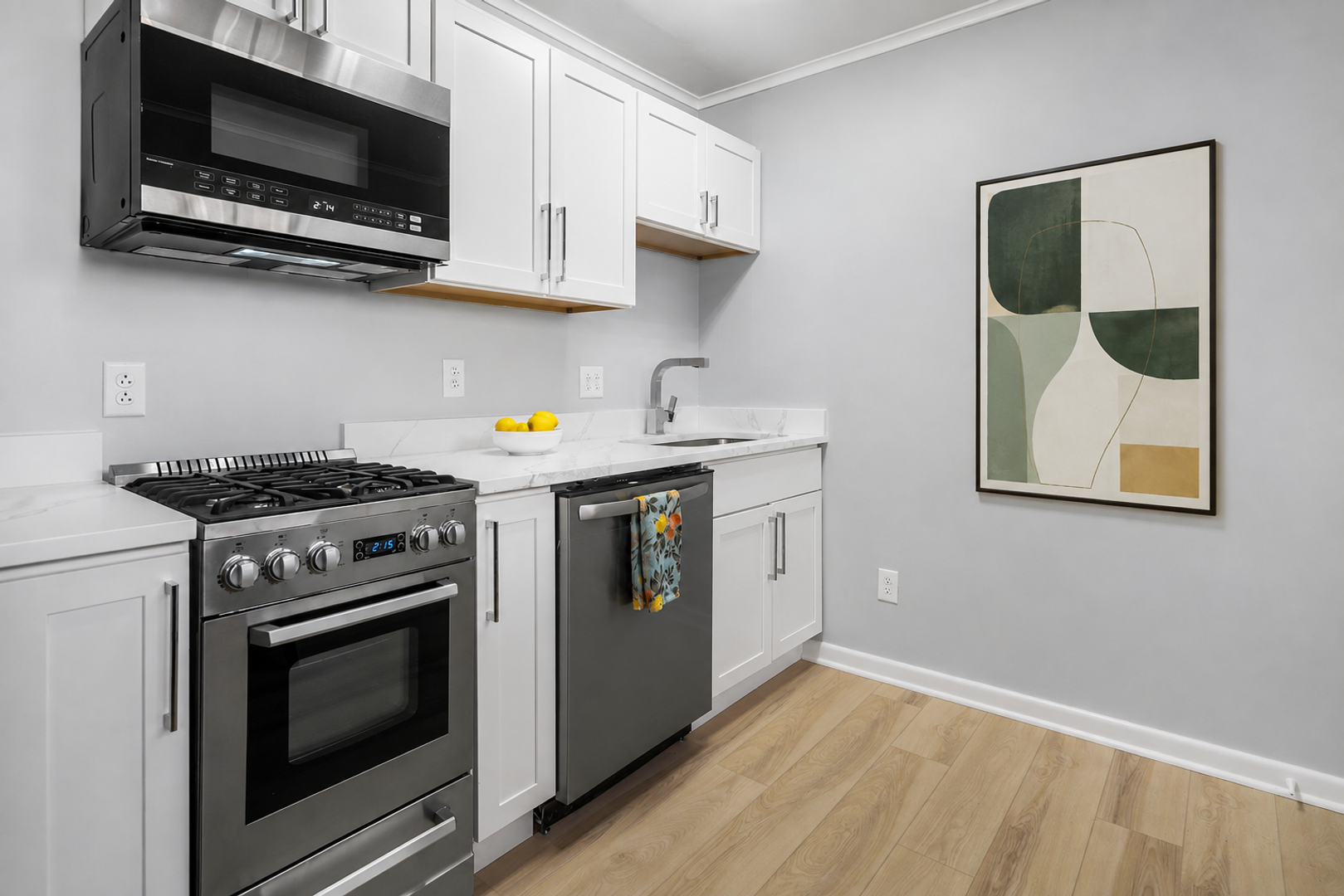 401 College Ave unit 403-2 – photo 5