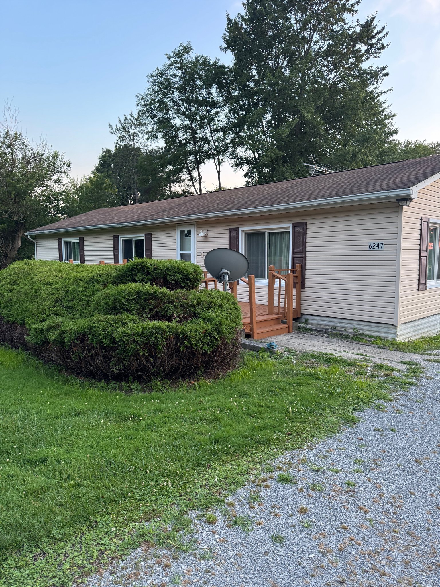 6247 Love Warner Rd – photo 1