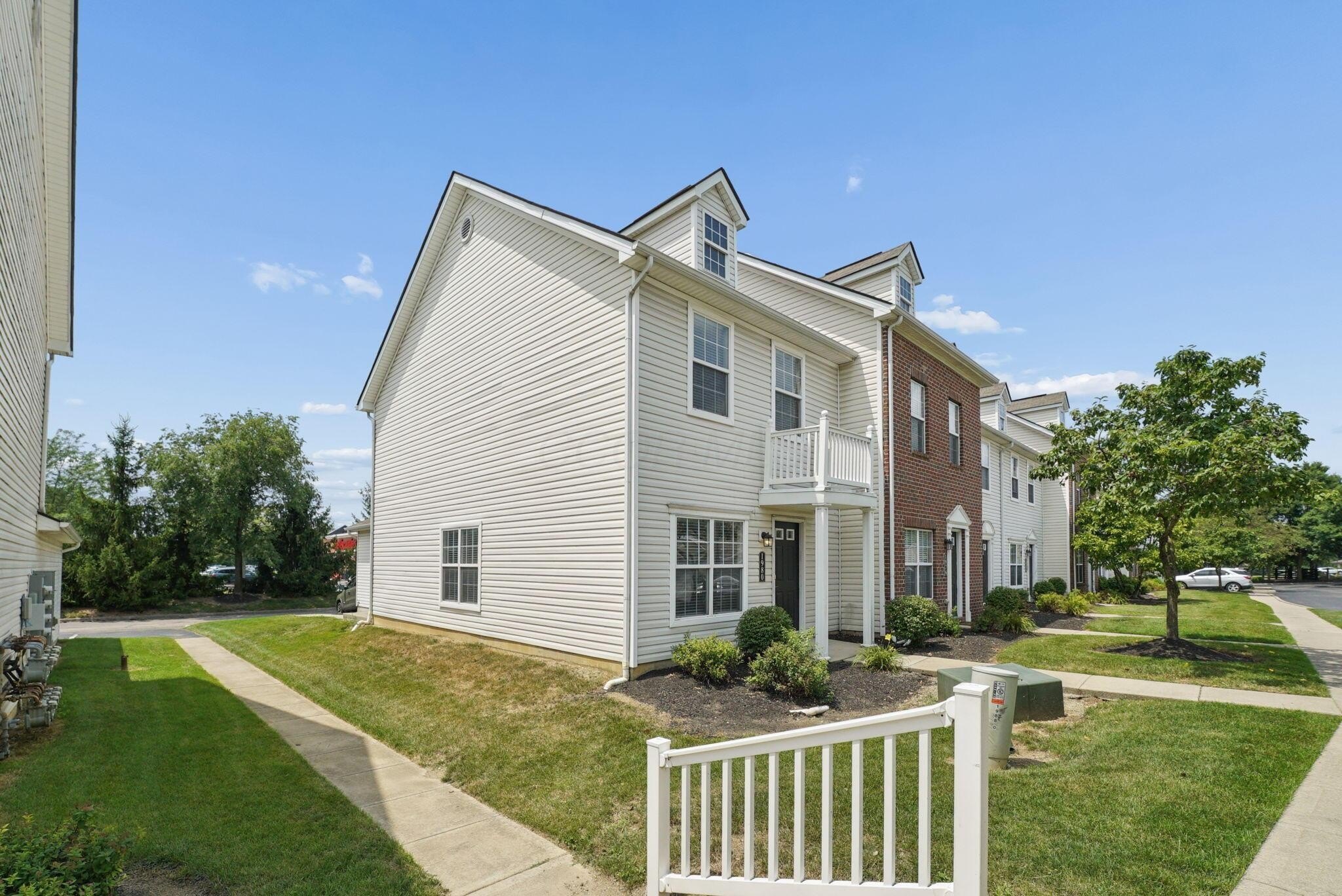2048 Opal St – photo 4
