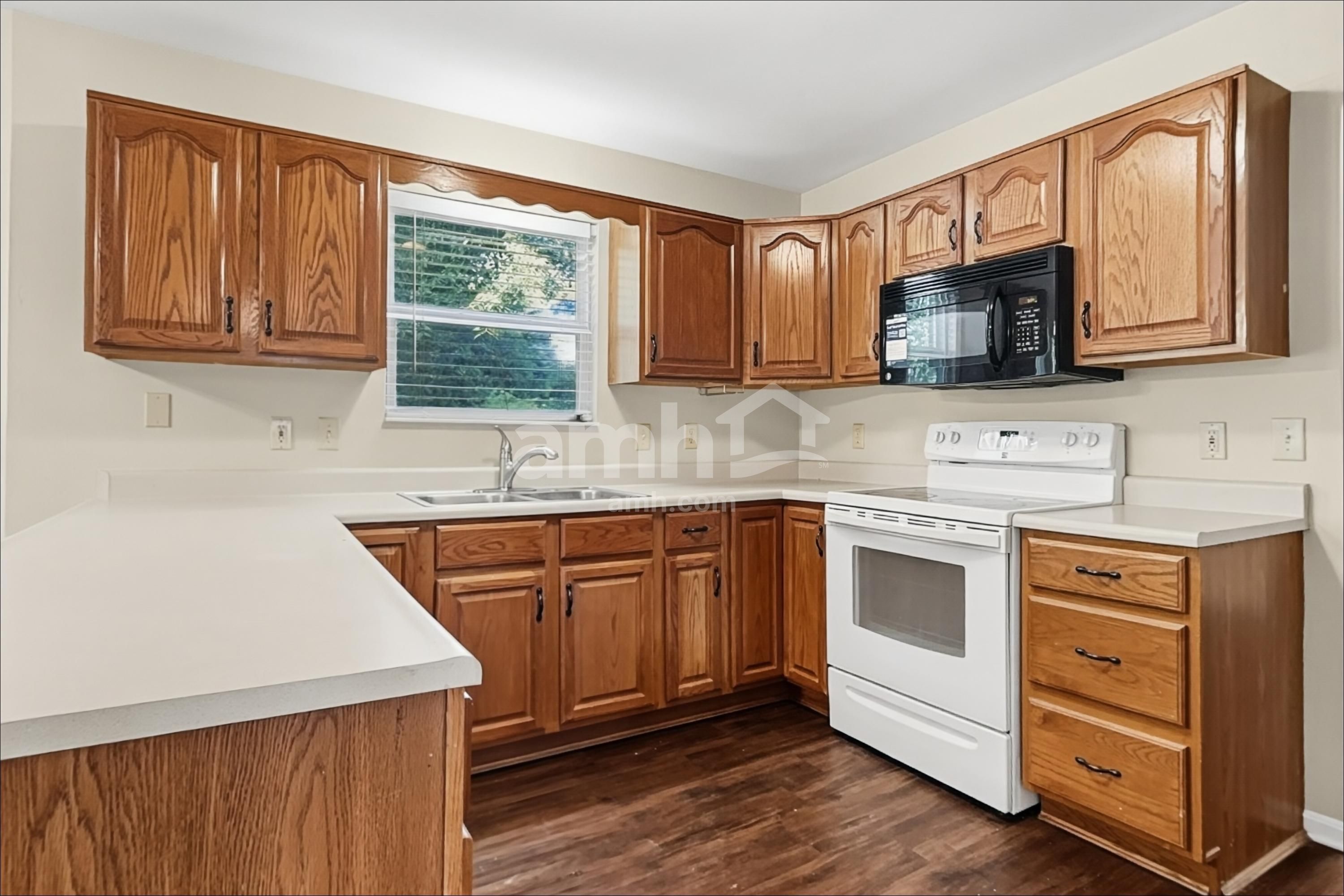 2626 Sterling Trce – photo 3