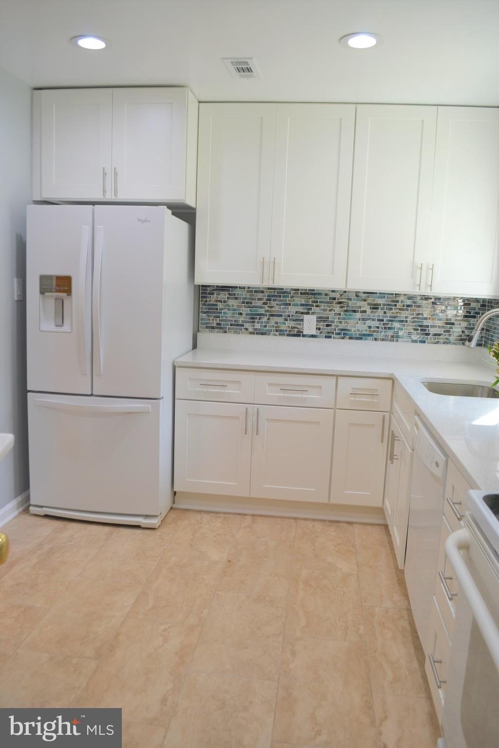 3809 Whispering Ln – photo 2