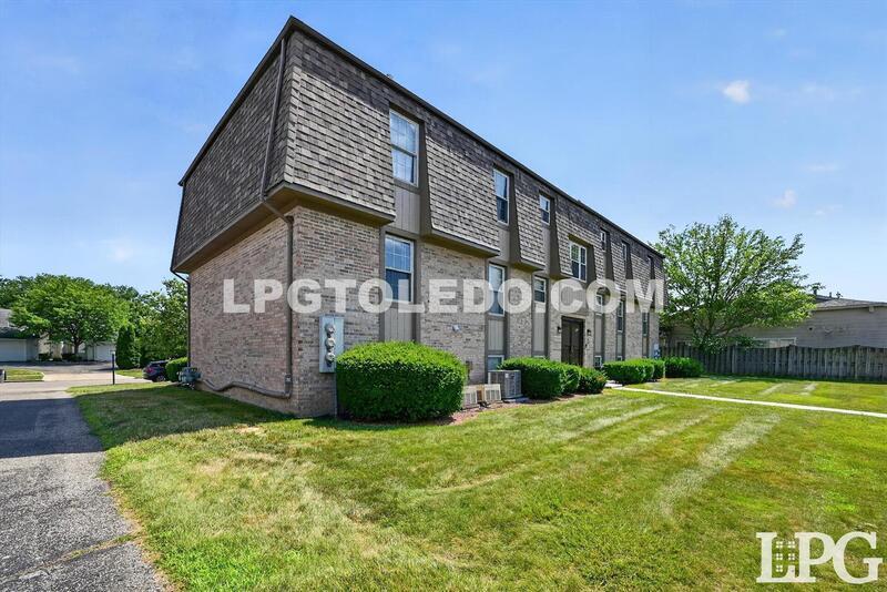 801 Hilltop Ln unit LN-101 – photo 2