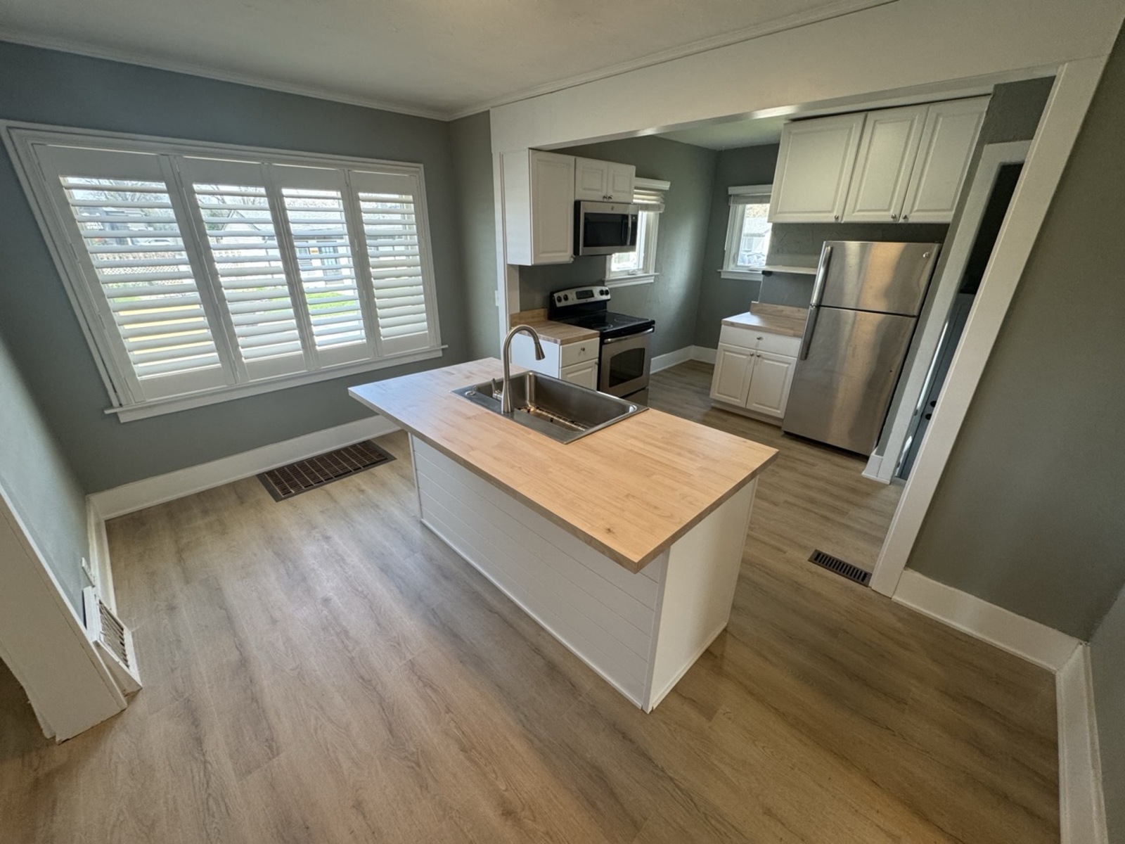 115 S Edison Ave – photo 2