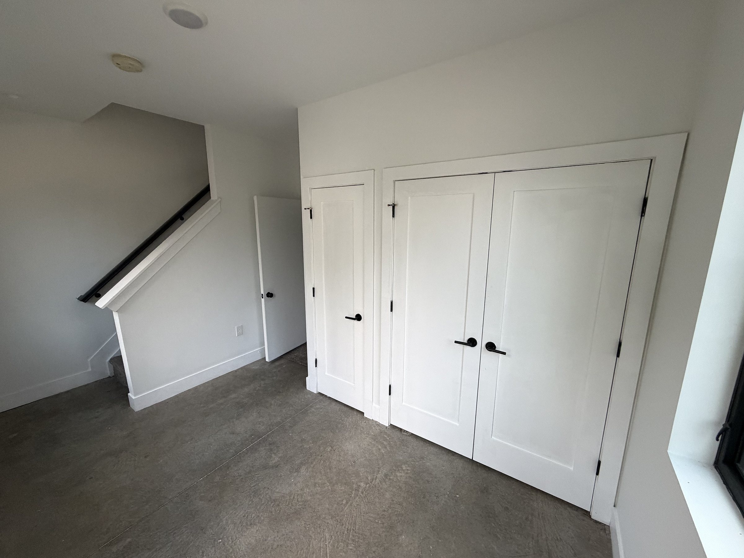 351 Loeffler Ave – photo 3