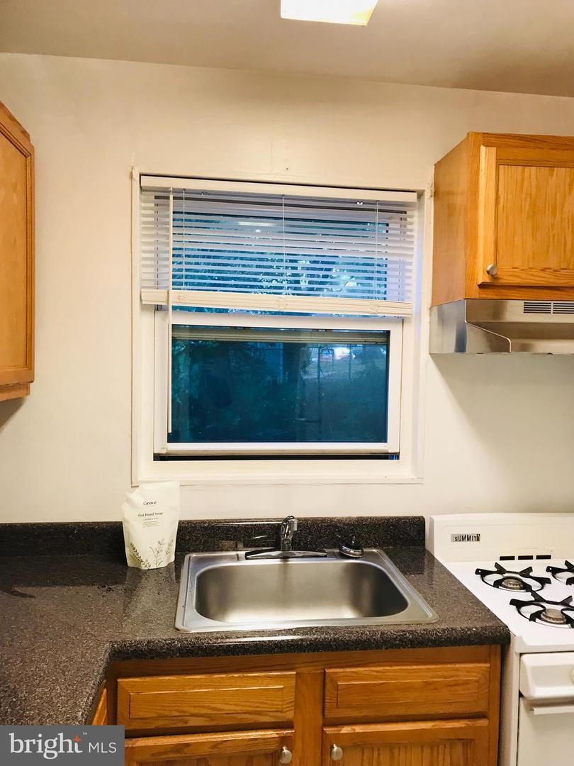 8809 Plymouth St unit 3 – photo 3