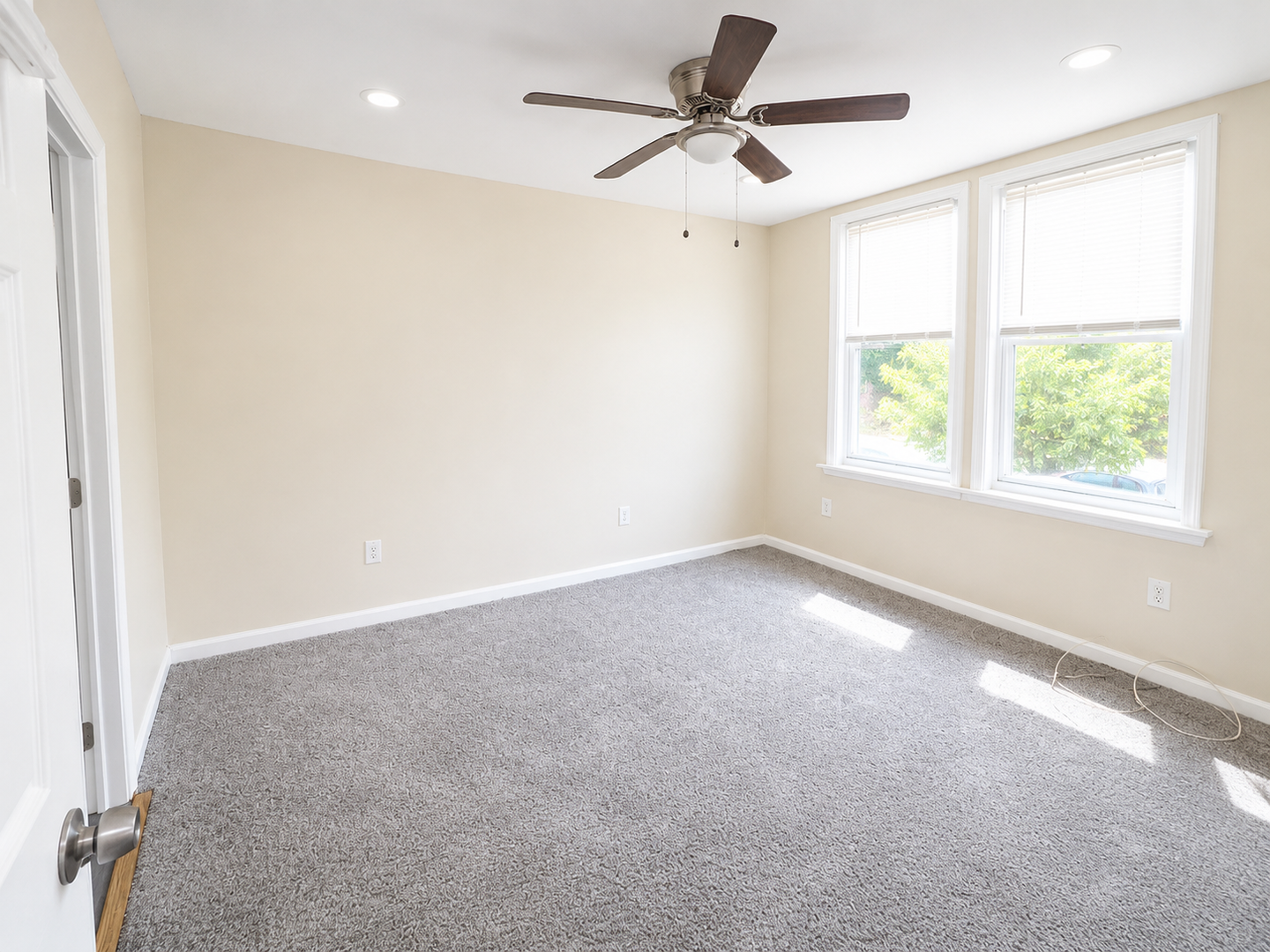 2012 Russell Ave unit A3 – photo 4