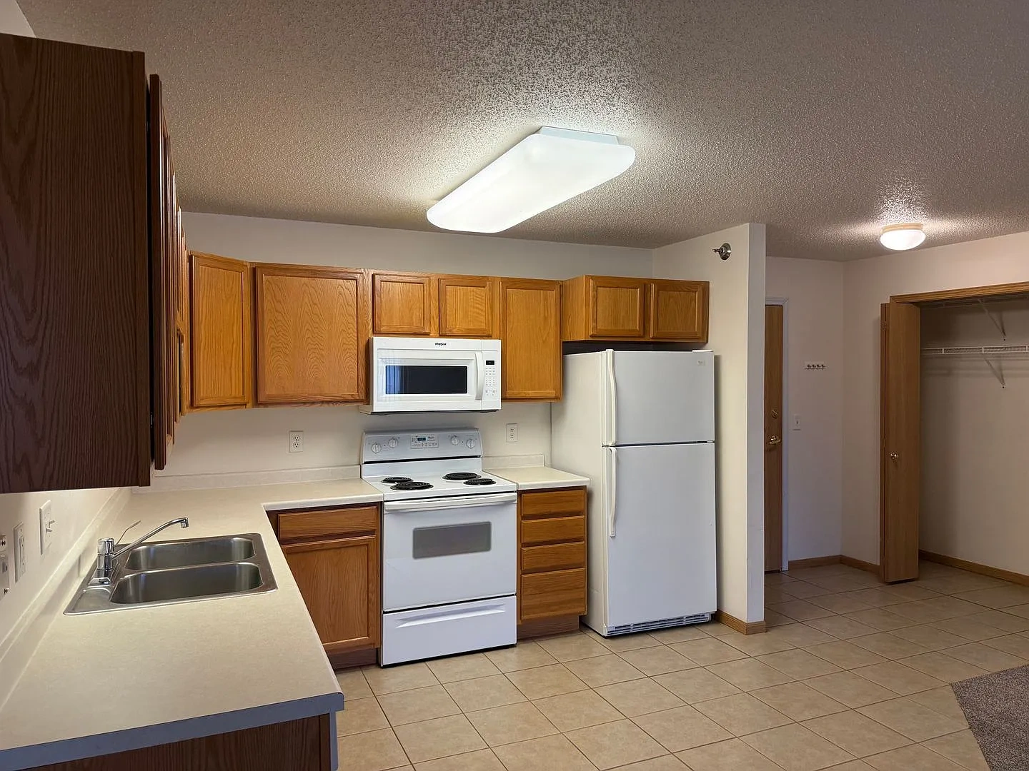 Pointe West II – photo 4